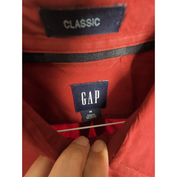 GAP Red Button Down Normcore, Minimal, Prep, Size Medium - Picture 2 of 12